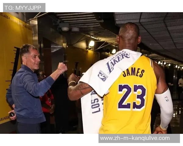 湖人队与马刺激战正酣球迷期待精彩对决与历史交锋